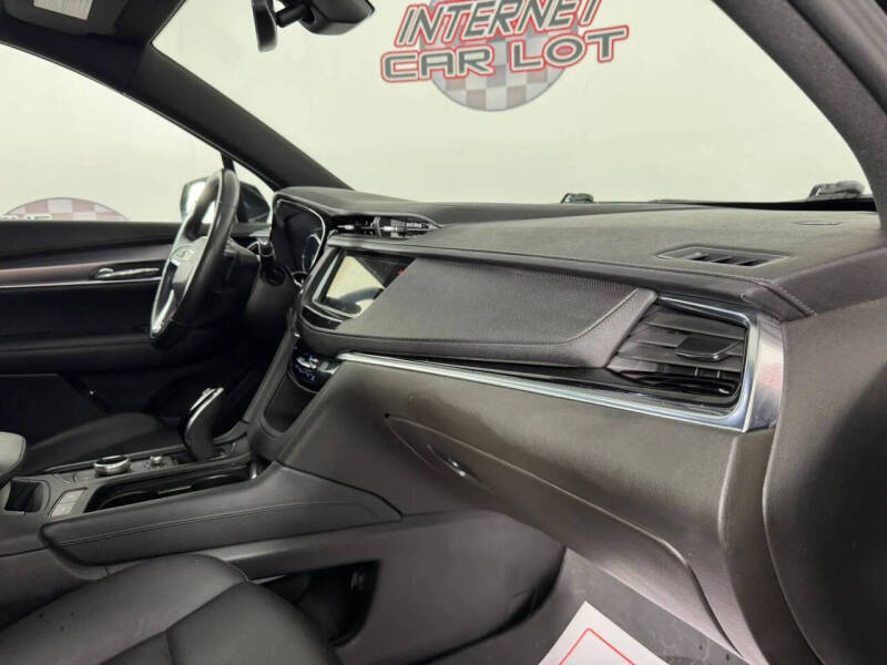 2023 Cadillac XT6 Luxury