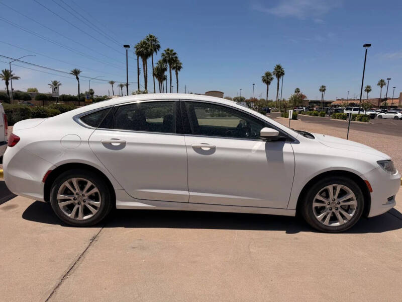 2016 Chrysler 200