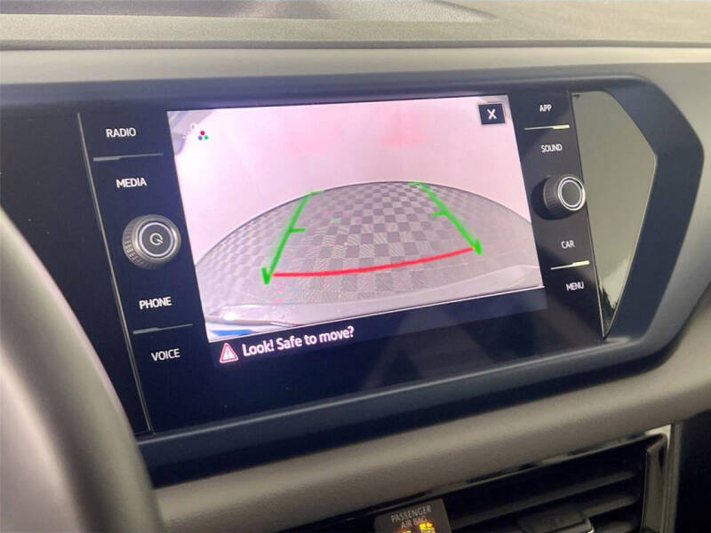 2023 Volkswagen Taos SE 4Motion