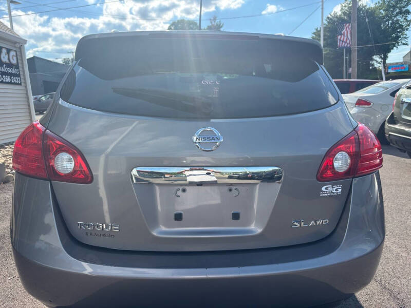 2011 Nissan Rogue SV