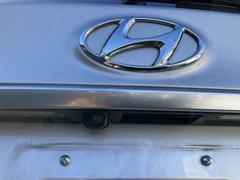 2020 Hyundai Santa Fe SE