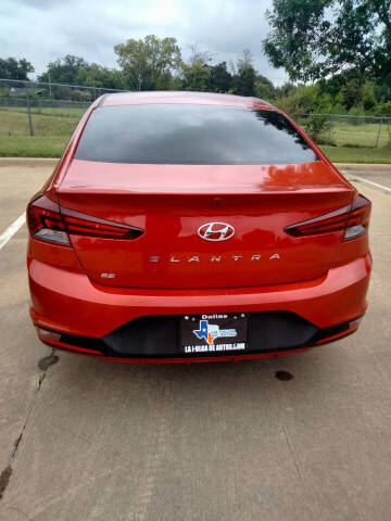 2020 Hyundai Elantra SE