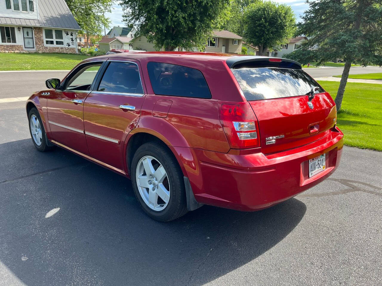 2005 Dodge Magnum 9