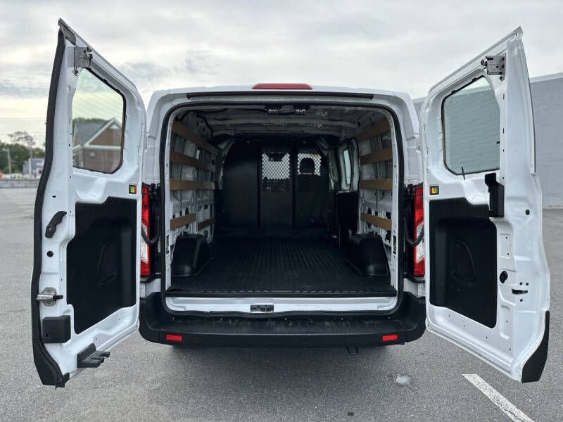 2023 Ford Transit 250