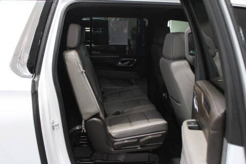 2023 GMC Yukon XL SLT