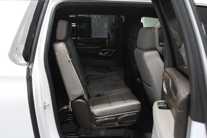 2023 GMC Yukon XL SLT