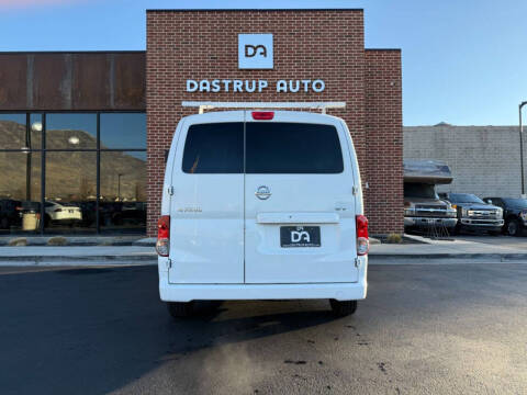 2017 Nissan NV200 SV