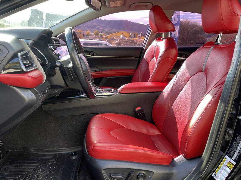 2019 Toyota Camry XSE