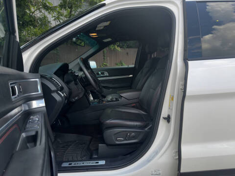 2016 Ford Explorer Sport