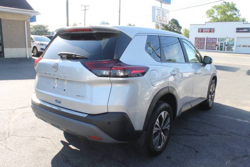 2023 Nissan Rogue SV