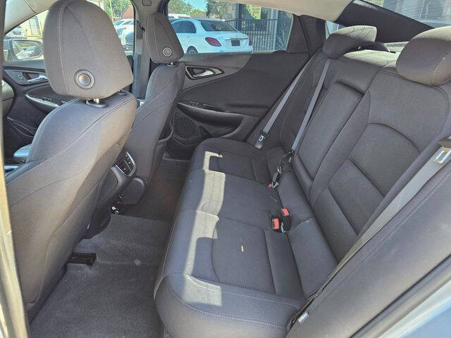 2024 Chevrolet Malibu LT