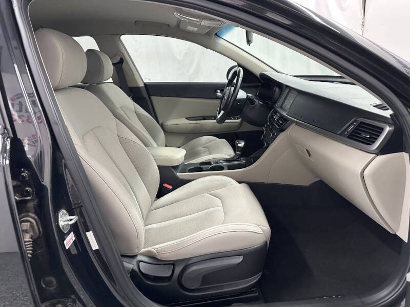 2017 Kia Optima LX Turbo