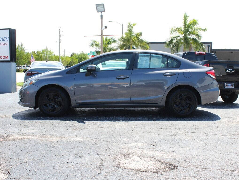 2015 HONDA Civic Sedan - $14,995