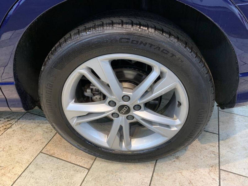 2022 Audi Q3 quattro S line Premium 45 TFSI