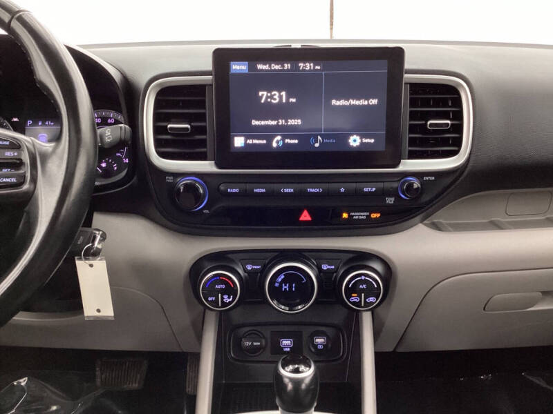 2020 Hyundai Venue SEL