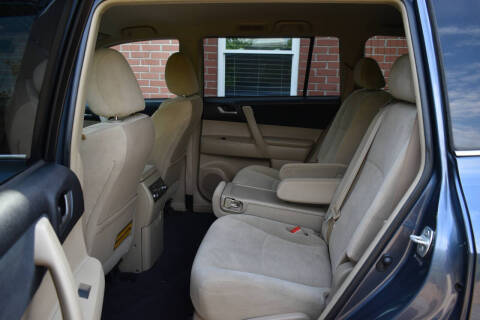 2013 Toyota Highlander Plus