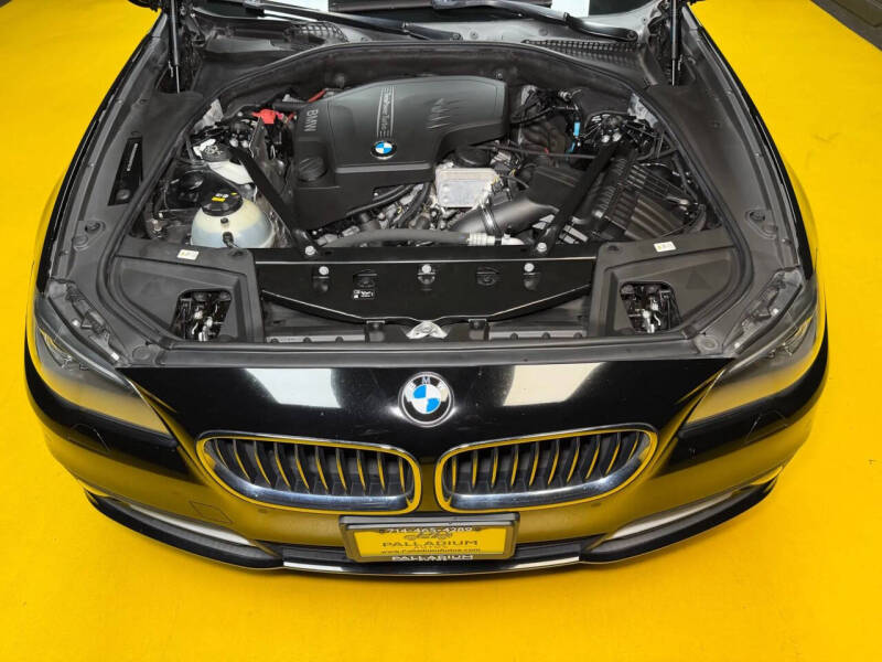 2016 BMW 5 Series 528i