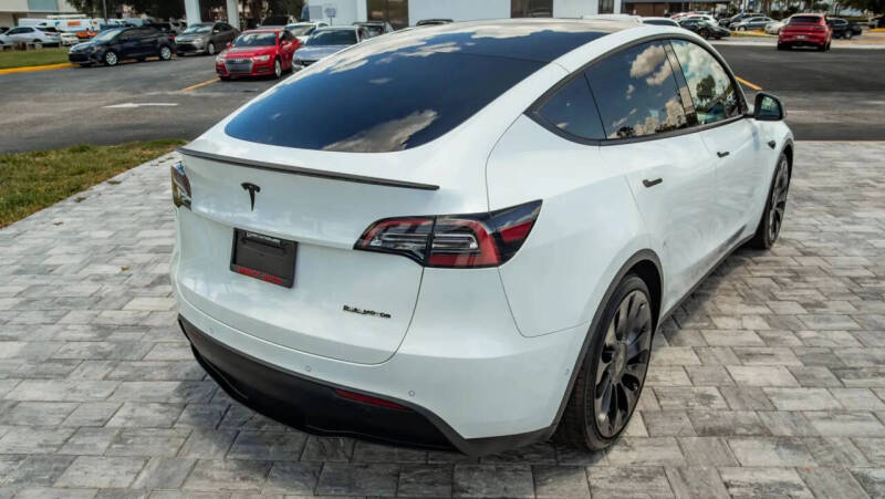 2022 Tesla Model Y Performance