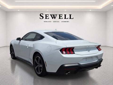 2024 Ford Mustang EcoBoost