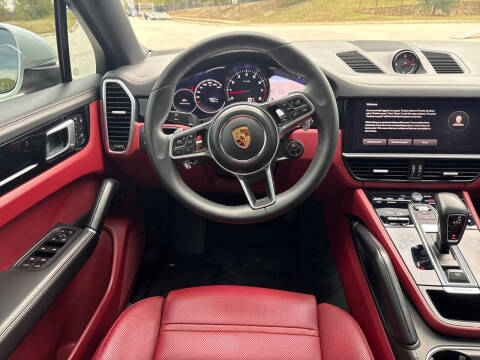 2022 Porsche Cayenne Coupe Platinum Edition