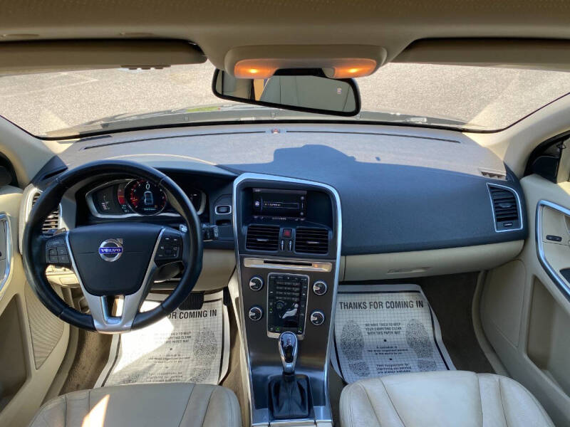 2014 Volvo XC60 T6 Premier Plus