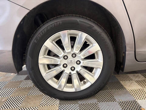 2016 Toyota Sienna XLE 7-Passenger