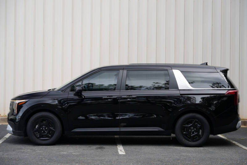 2025 Kia Carnival LXS