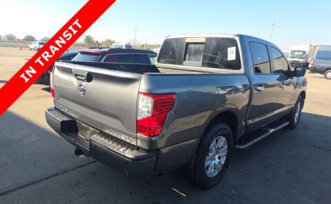 2017 Nissan Titan SV