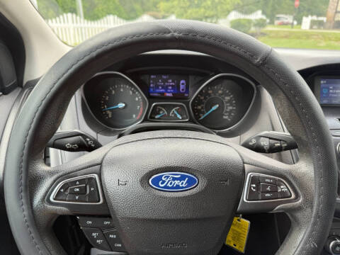 2015 Ford Focus SE