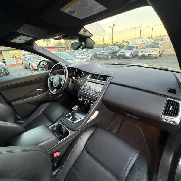 2019 Jaguar E-PACE P250 S