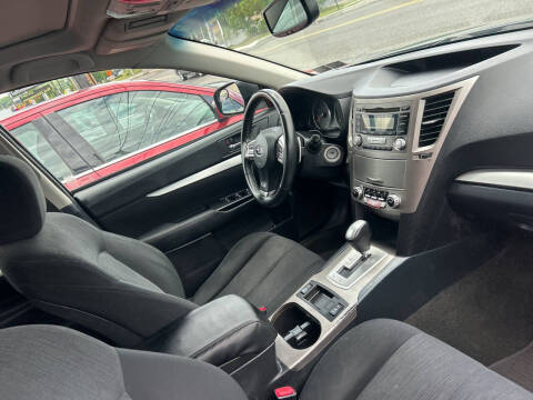 2013 Subaru Outback 2.5i Premium