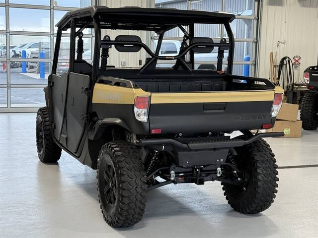 2025 Segway UT10 CREW