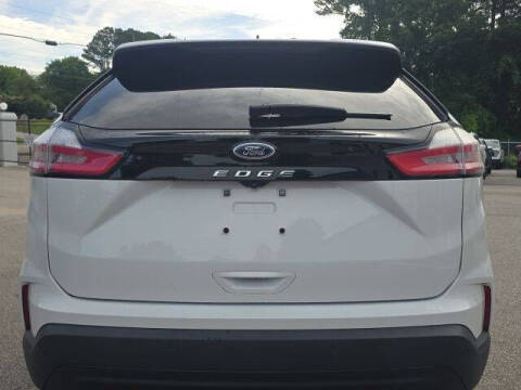 2021 Ford Edge SE