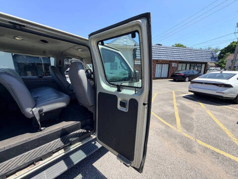 2006 Ford E-Series E-350 SD XL