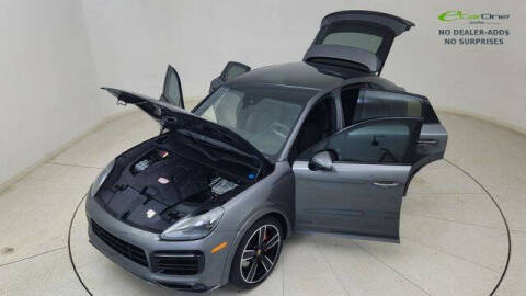 2023 Porsche Cayenne GTS Coupe