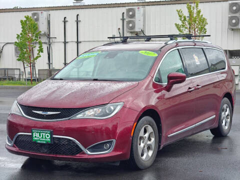 2017 Chrysler Pacifica Touring-L Plus