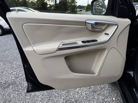 2015 Volvo XC60 T5 Drive-E Premier