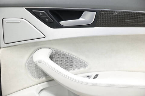 2013 Audi S8 4.0T quattro