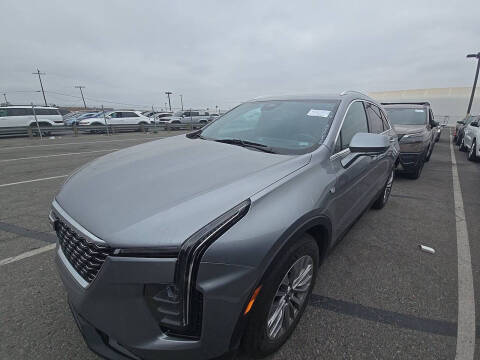 2024 Cadillac XT4 Premium Luxury