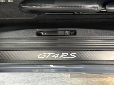 2023 Porsche 718 Cayman GT4 RS