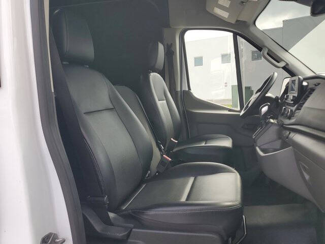 2024 Ford Transit 250