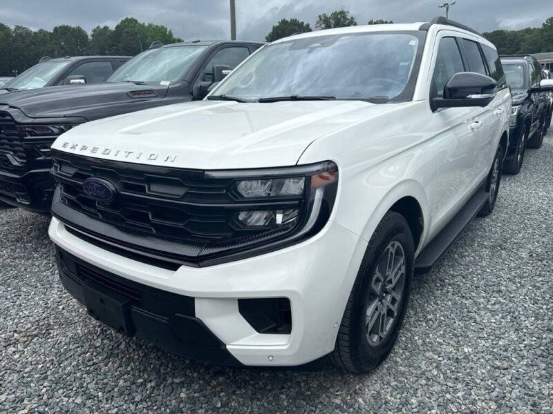 2025 Ford Expedition Active