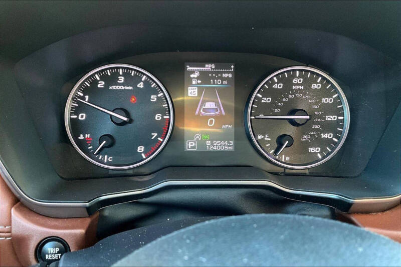 2022 Subaru Outback Touring XT