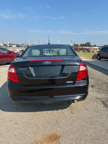 2011 Ford Fusion S