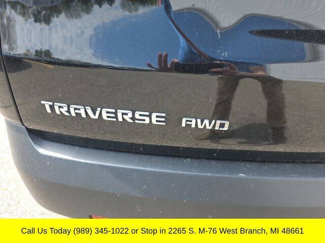 2023 Chevrolet Traverse LT Leather