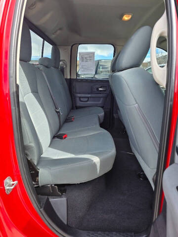 2016 RAM 1500 SLT
