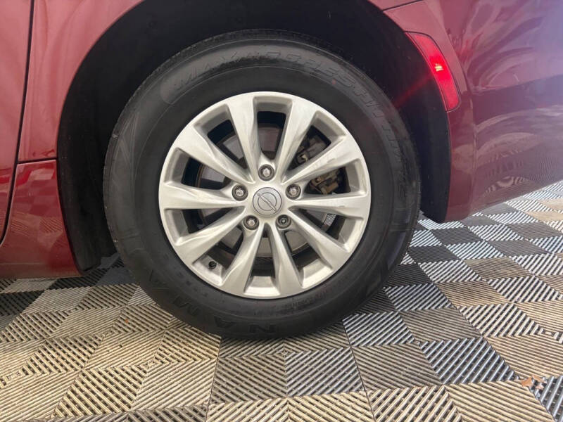 2019 Chrysler Pacifica Touring L