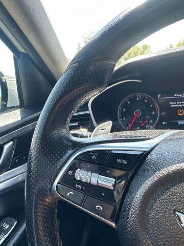 2020 Genesis G70