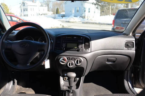 2011 Hyundai Accent GS