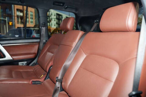 2016 Toyota Land Cruiser